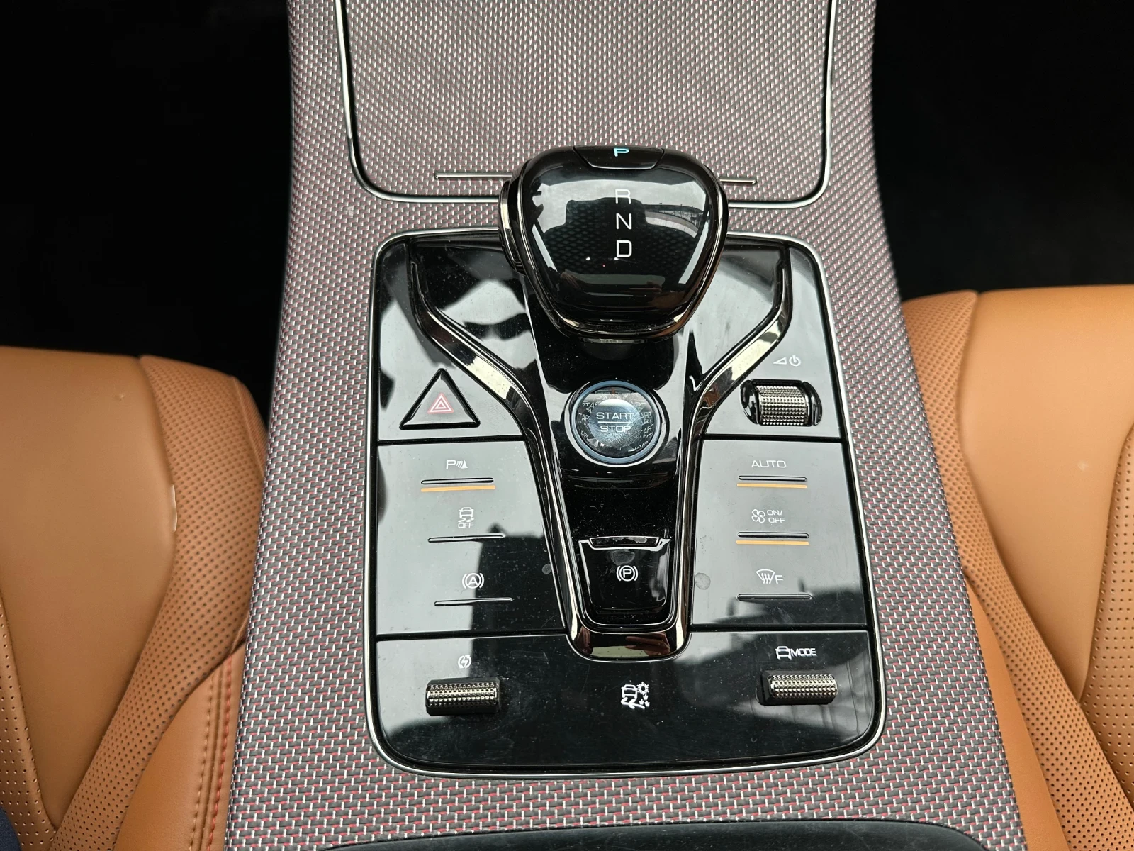 BYD HAN 4x4/Executive HEAD UP Display/360-KAMERA/86kw | Mobile.bg   11