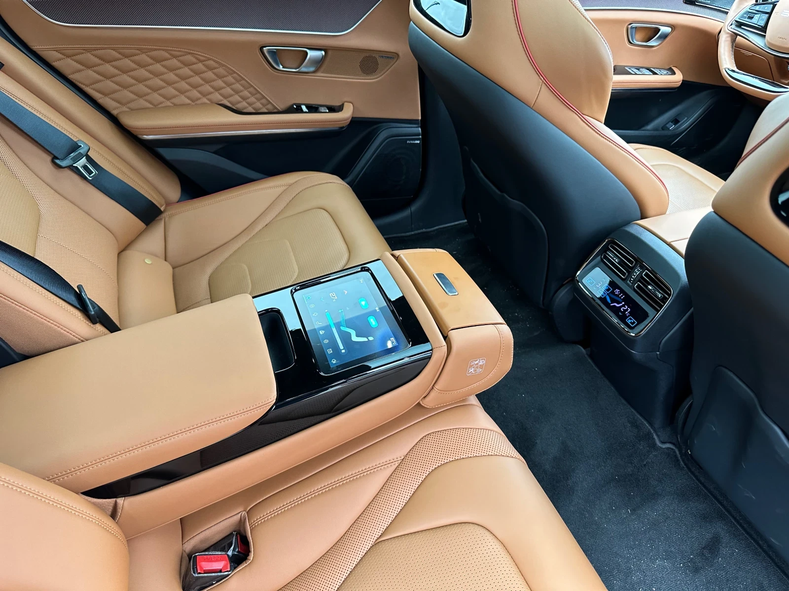 BYD HAN 4x4/Executive HEAD UP Display/360-KAMERA/86kw | Mobile.bg   15