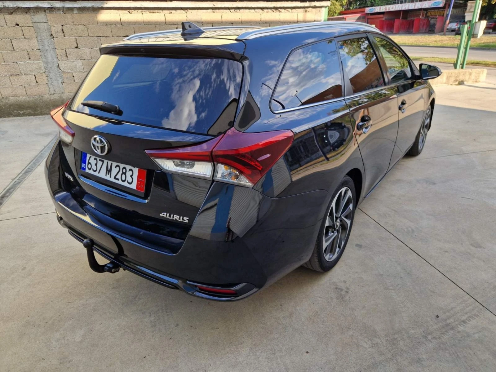 Toyota Auris  - изображение 3