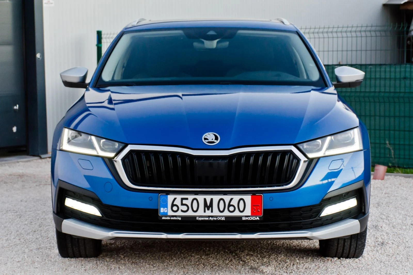 Skoda Octavia  2.0TDI Камера Панорама Дигитал Дистроник - изображение 5