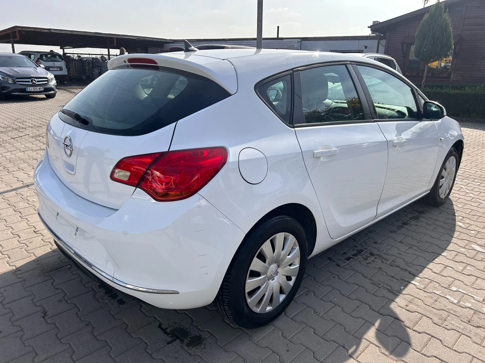 Opel Astra 1.4GAZ EURO 6 ЛИЗИНГ - изображение 6