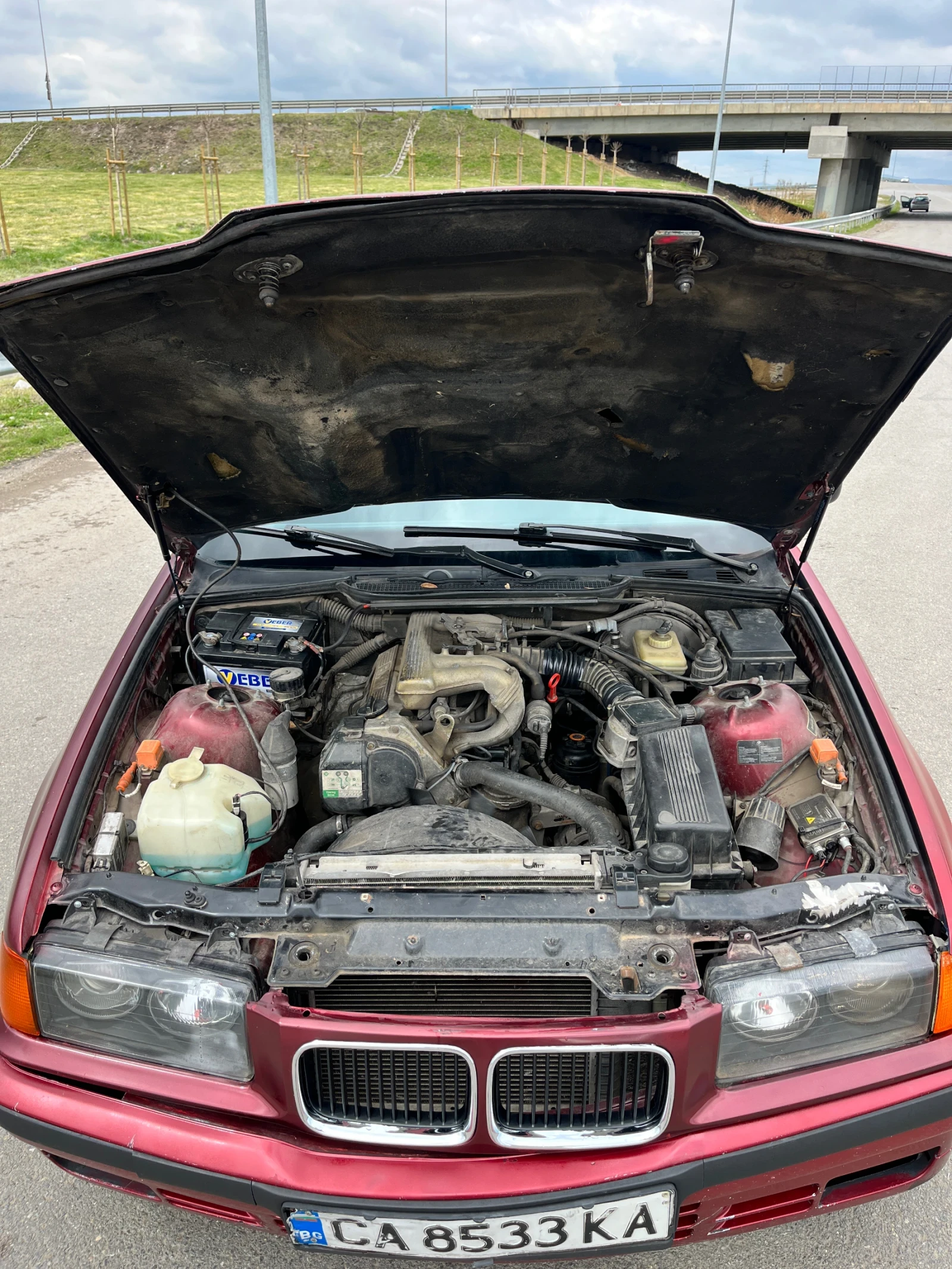 BMW 318 i - изображение 8
