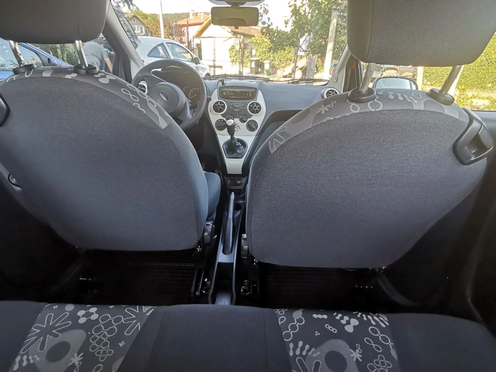 Ford Ka 1.2 97000 реални километра/НАПЪЛНО ОБСЛУЖЕНА - изображение 9