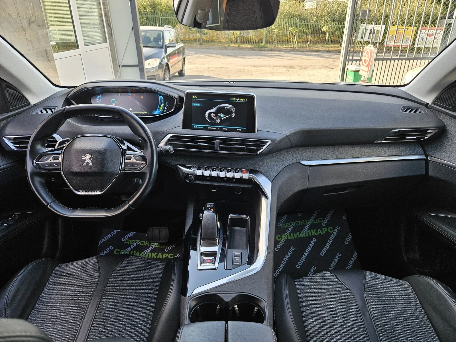 Peugeot 3008 Plug in hybrid  - изображение 10