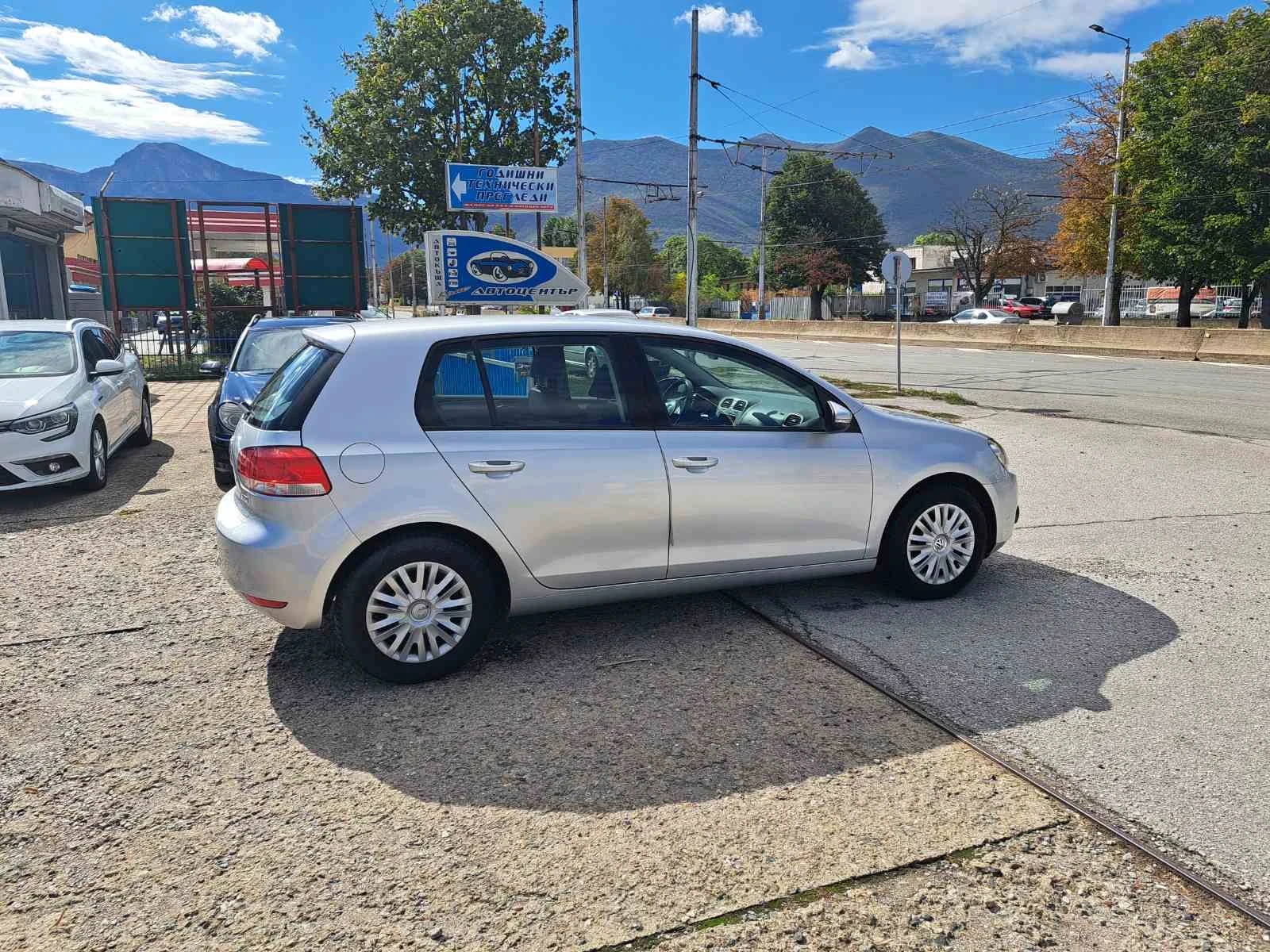 VW Golf 1.6TDI - изображение 8