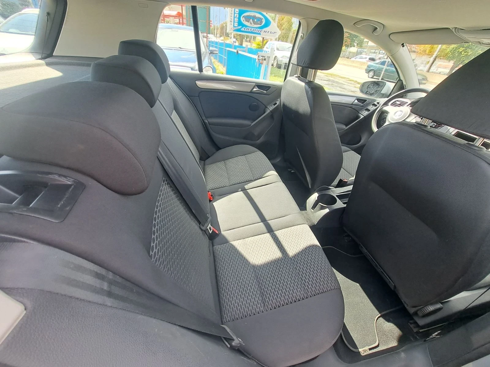 VW Golf 1.6TDI | Mobile.bg   11