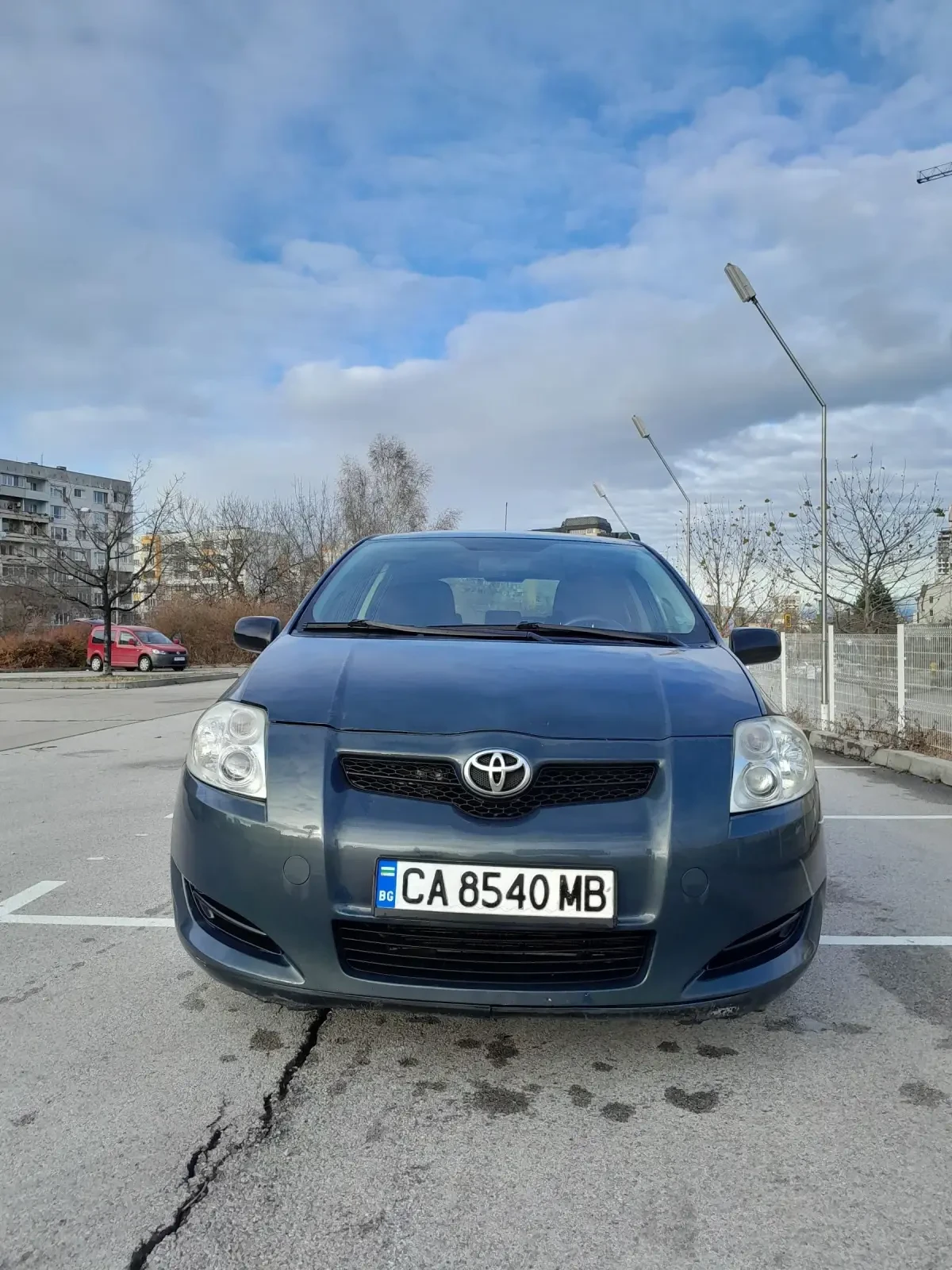 Toyota Auris 1.4 от първи собственик - изображение 2