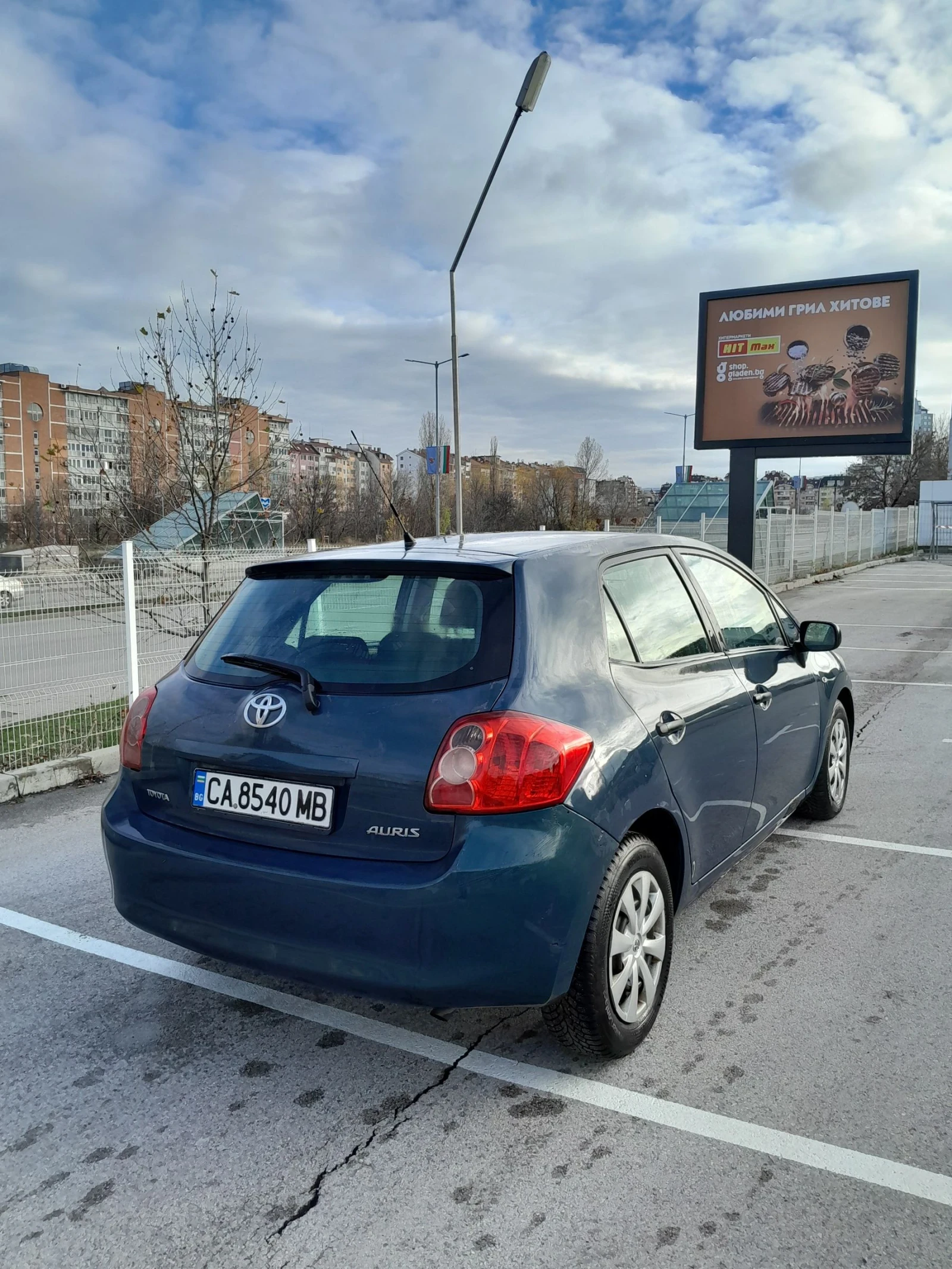 Toyota Auris 1.4 от първи собственик - изображение 4