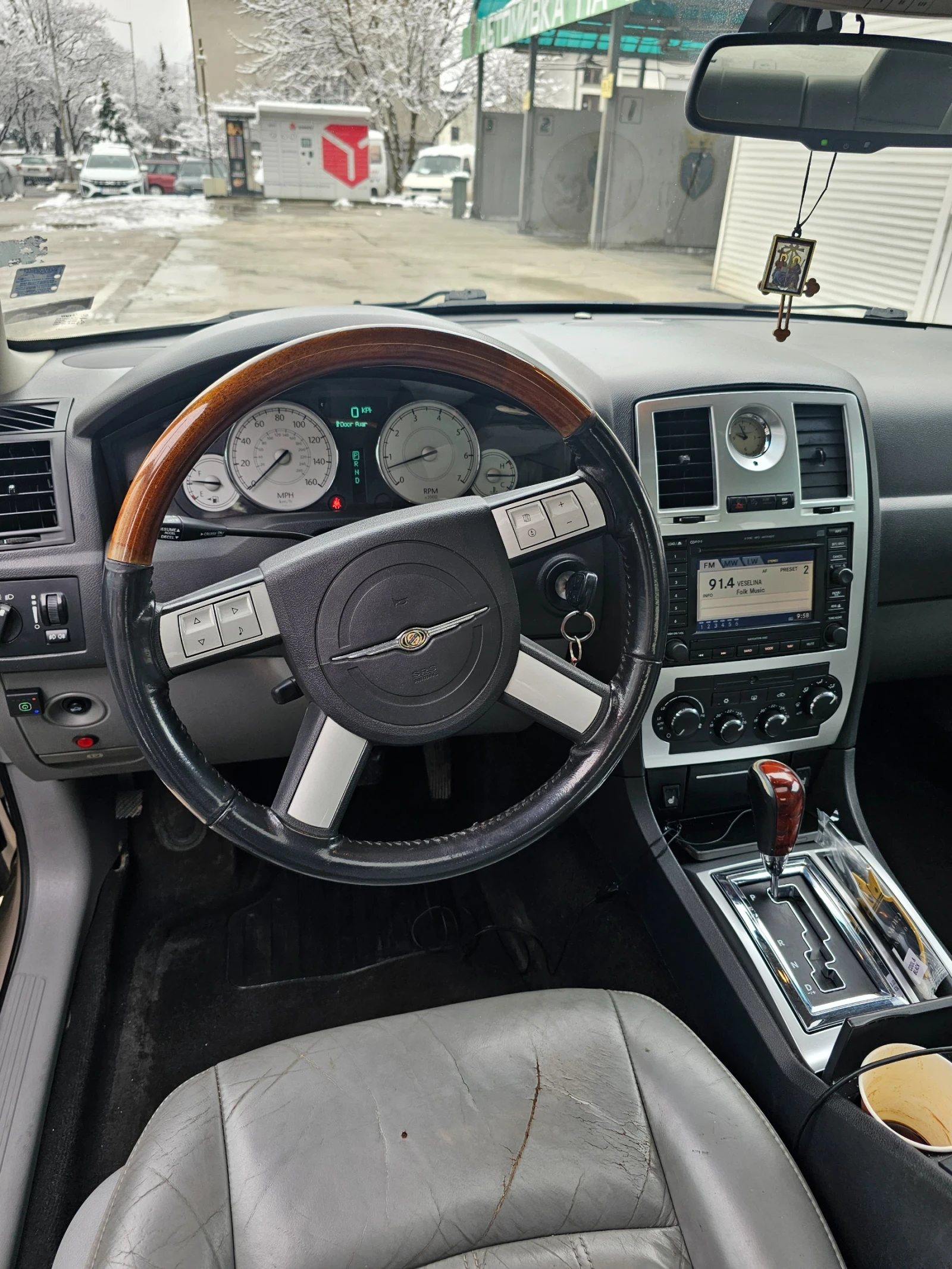 Chrysler 300c  - изображение 10