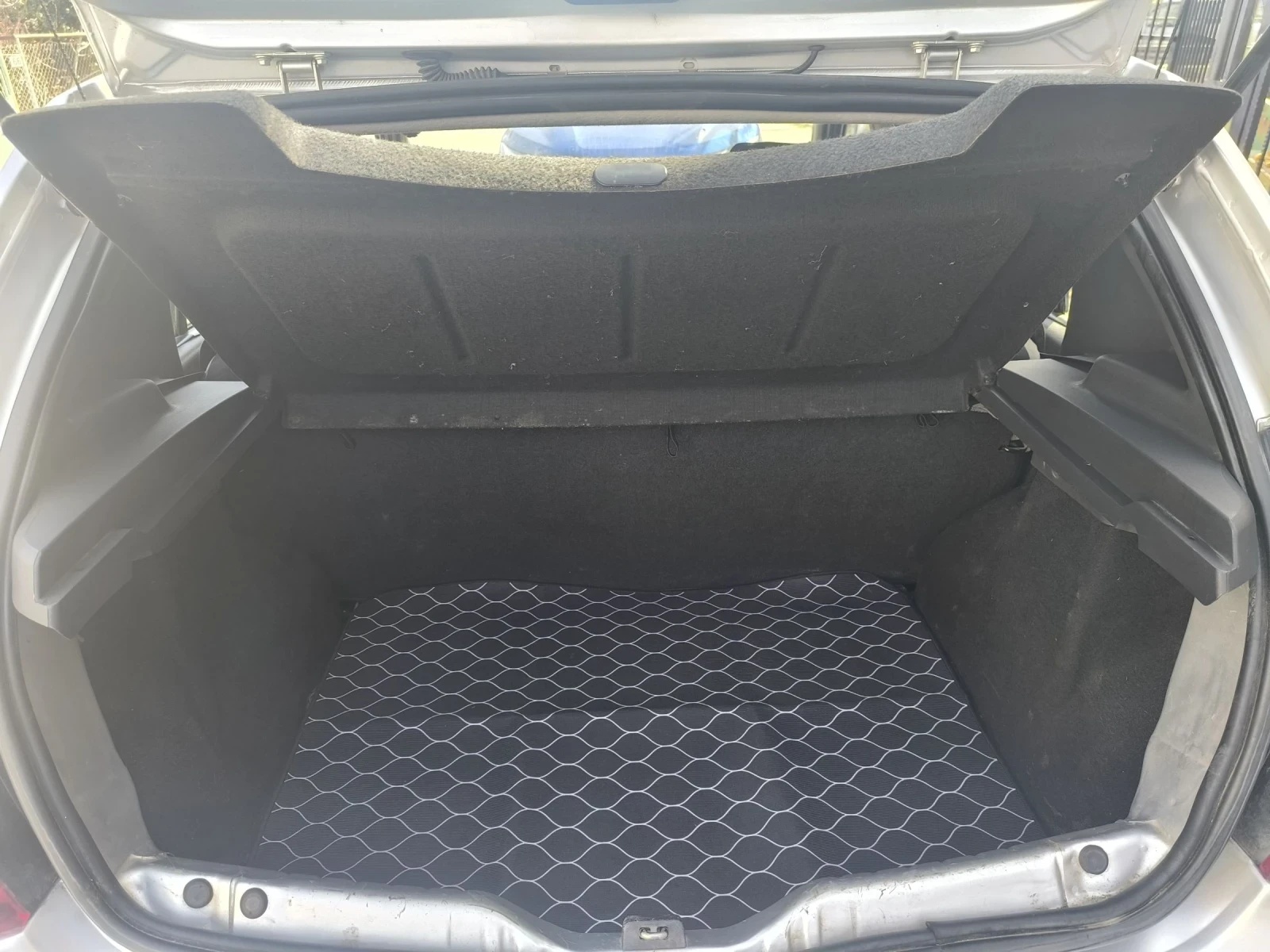 Dacia Sandero, снимка 11 - Автомобили и джипове - 53754641