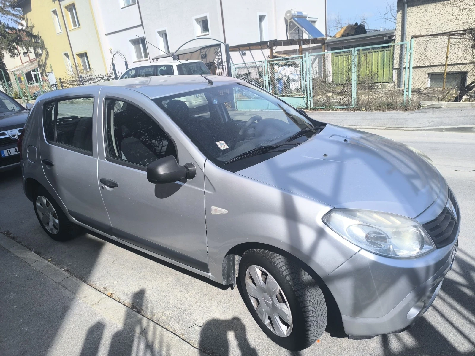 Dacia Sandero, снимка 2 - Автомобили и джипове - 53754641