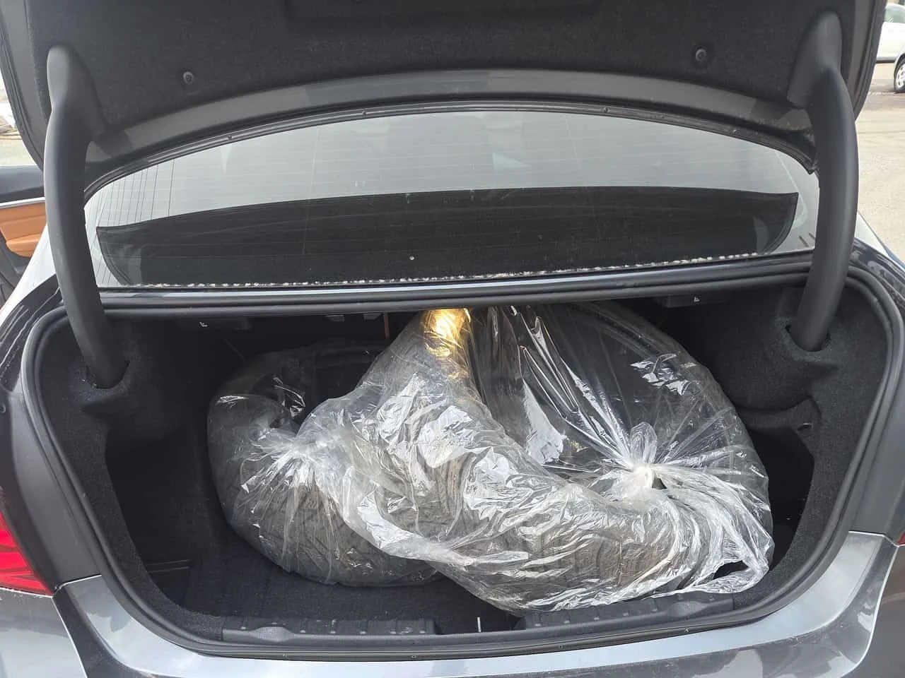 BMW 330 * xDrive * 2 ����� * �������� ���� * ������� | Mobile.bg � ����������� 11