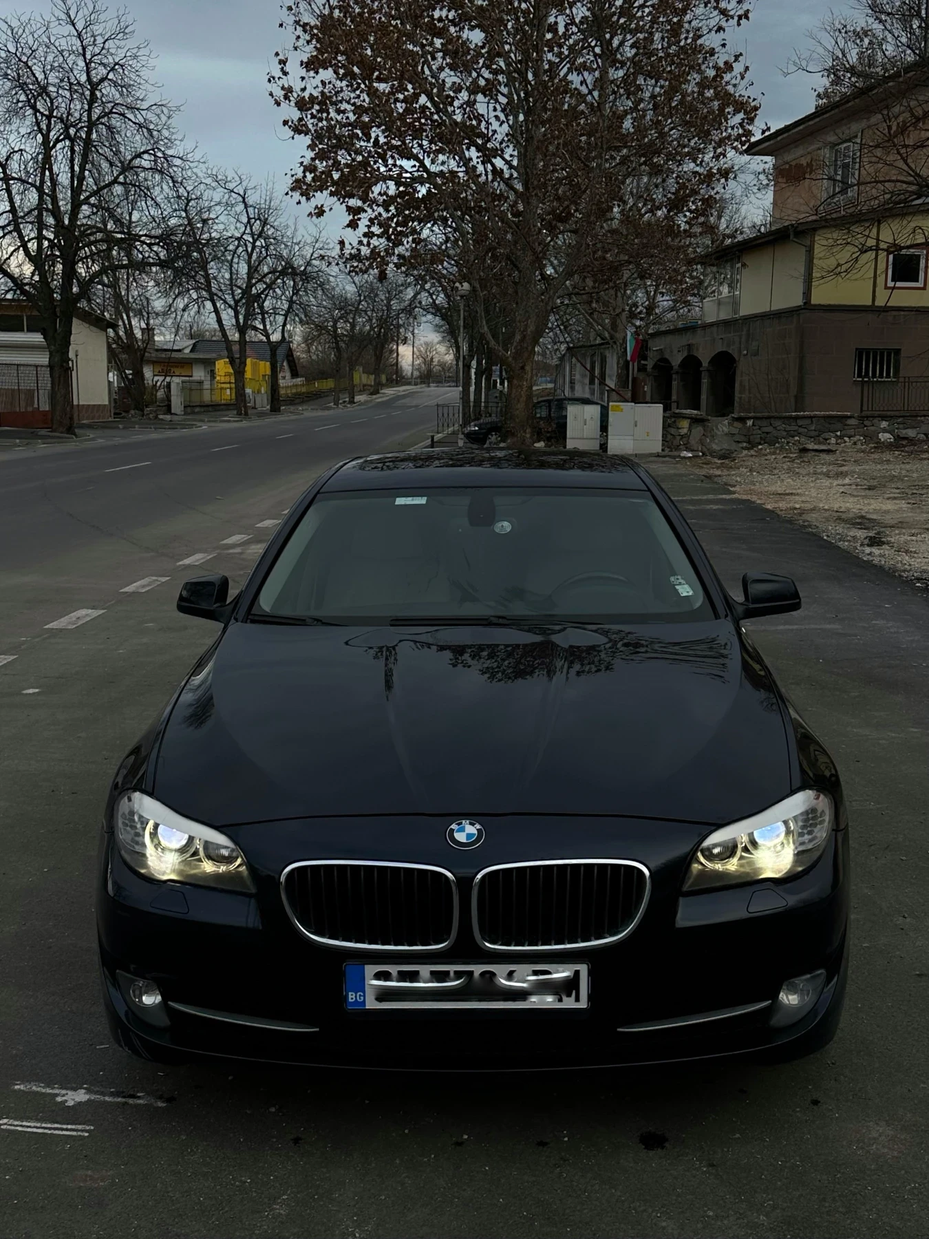 BMW 535 535i xDrive, снимка 2 - Автомобили и джипове - 54159527