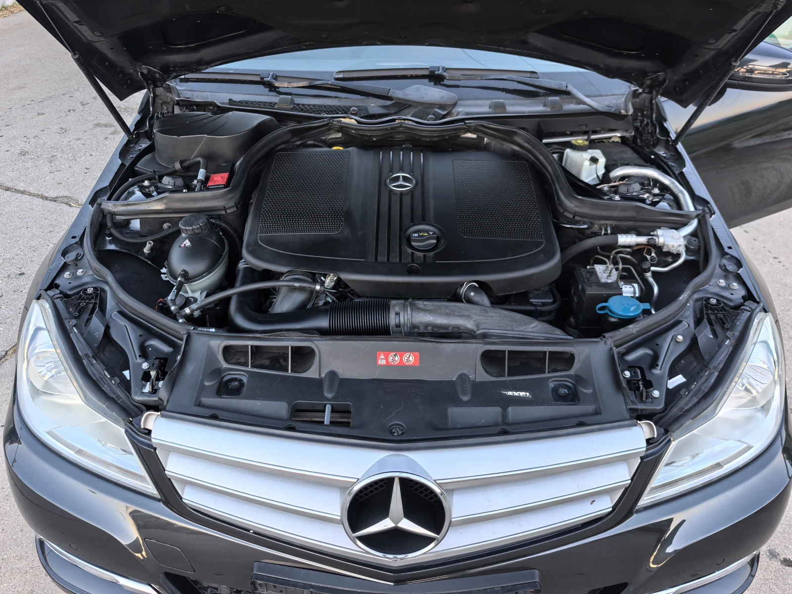 Mercedes-Benz C 220 2.2 170��  | Mobile.bg � ����������� 12