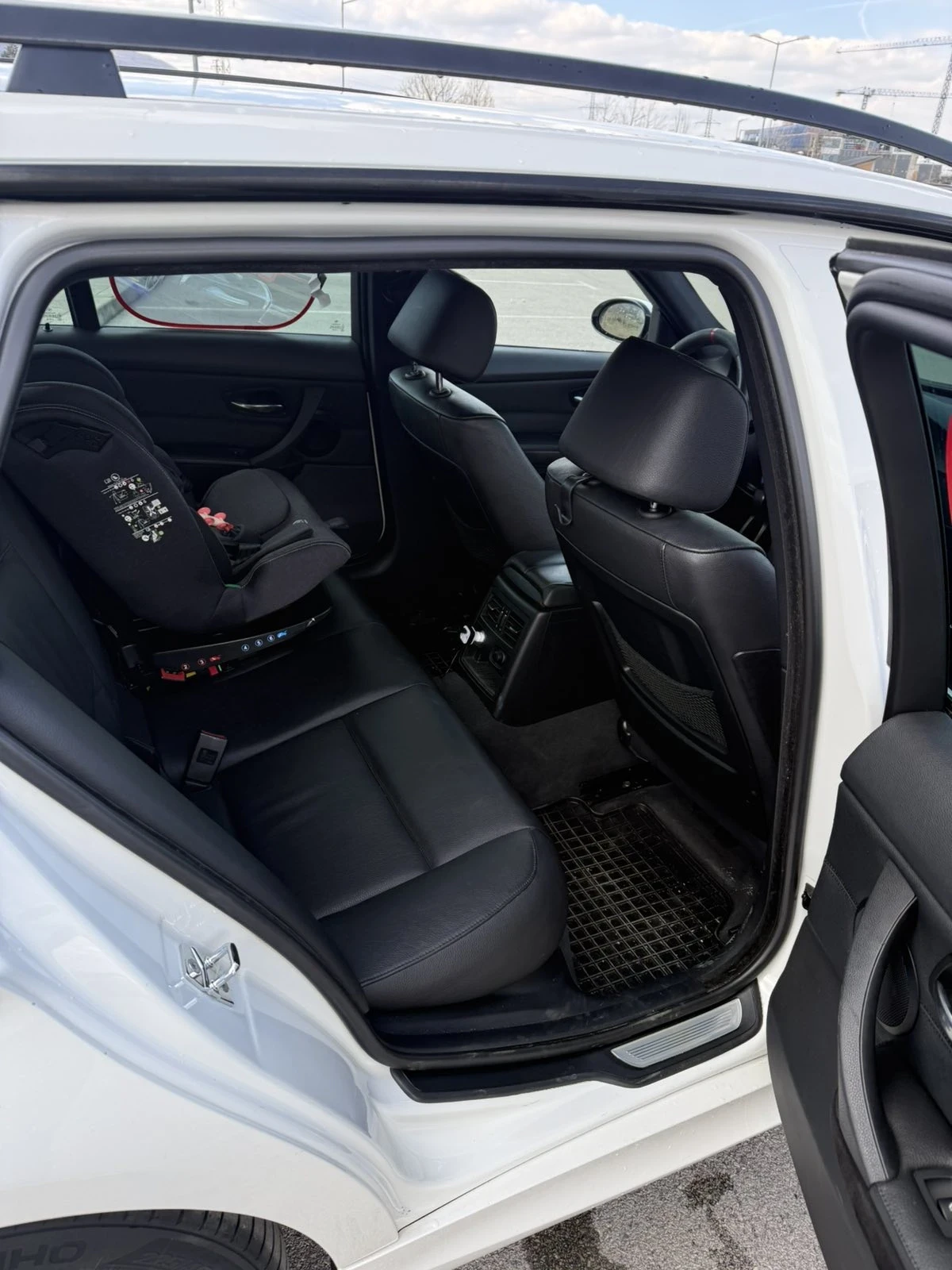 BMW 335 xi, снимка 9 - Автомобили и джипове - 54279597