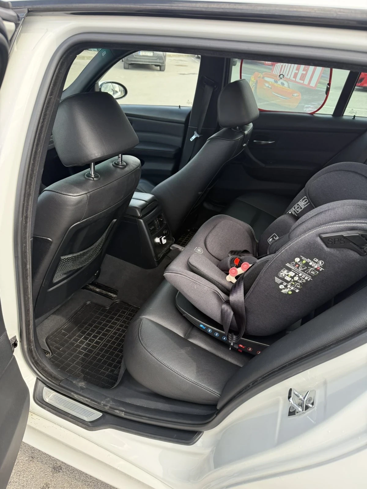 BMW 335 xi, снимка 8 - Автомобили и джипове - 54279597