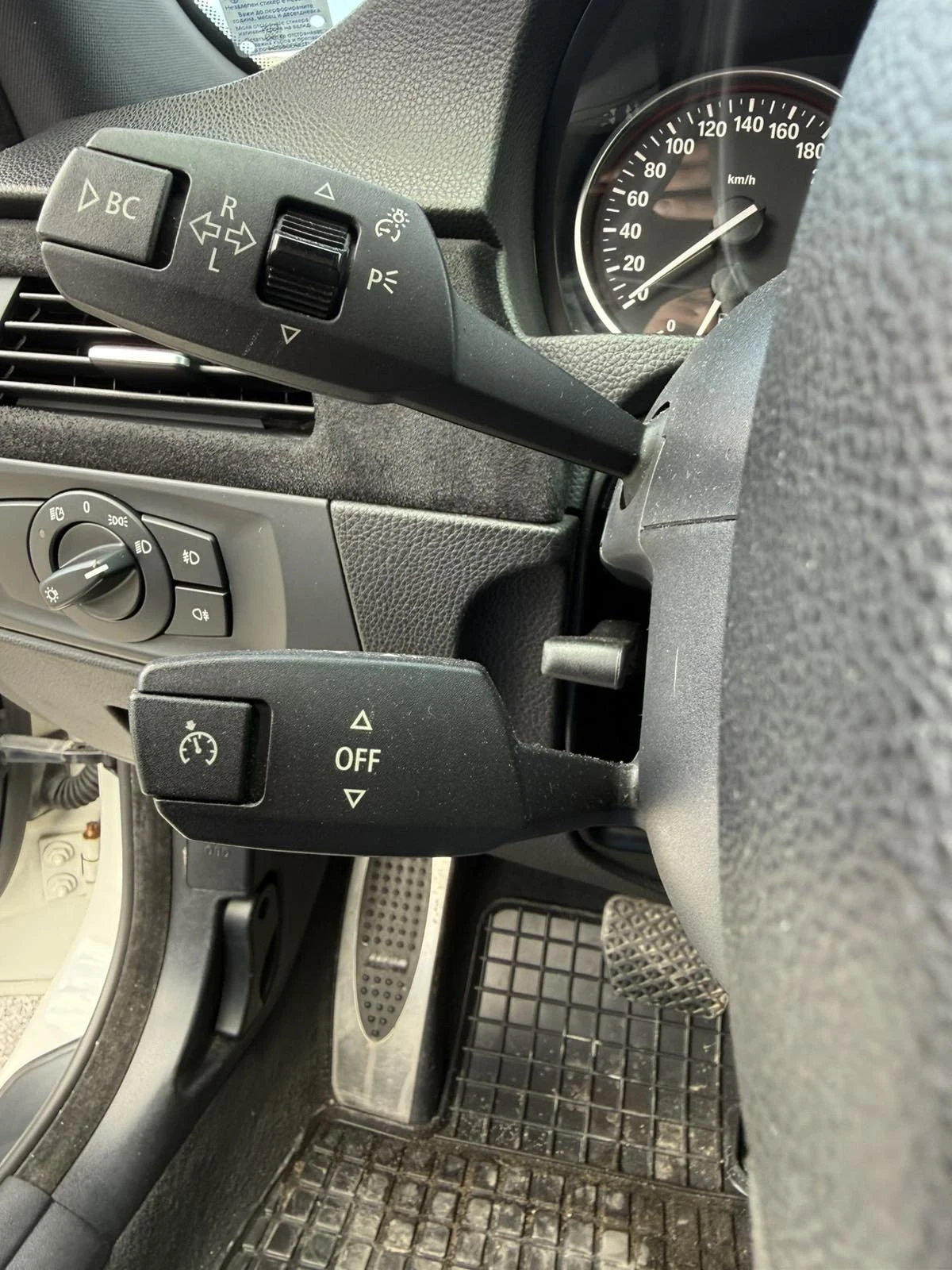 BMW 335 xi, снимка 12 - Автомобили и джипове - 54279597