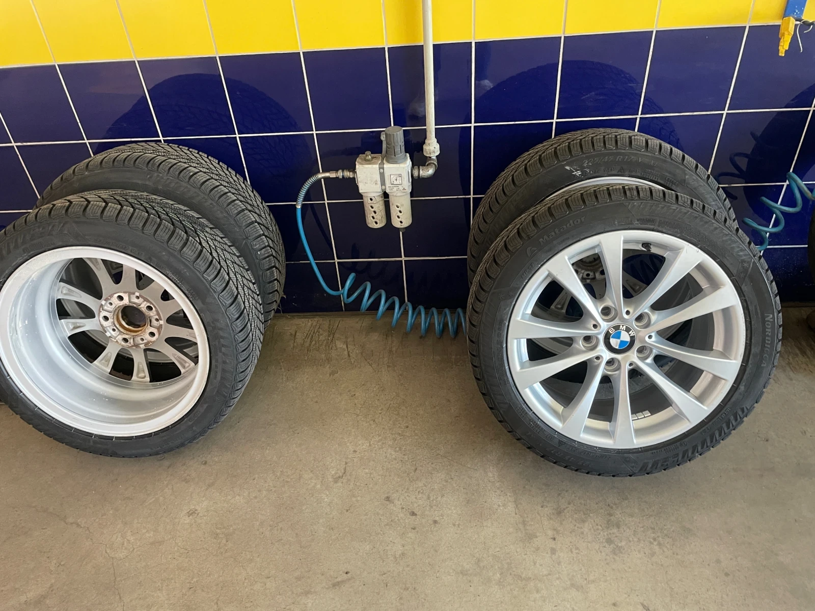 BMW 335 xi, снимка 16 - Автомобили и джипове - 54279597