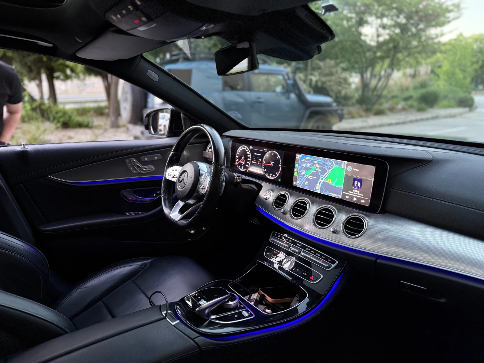 Mercedes-Benz E 220, снимка 10 - Автомобили и джипове - 54661313