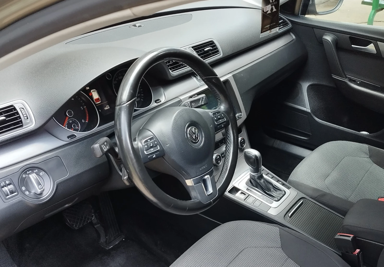 VW Passat Б7, снимка 10 - Автомобили и джипове - 54681488