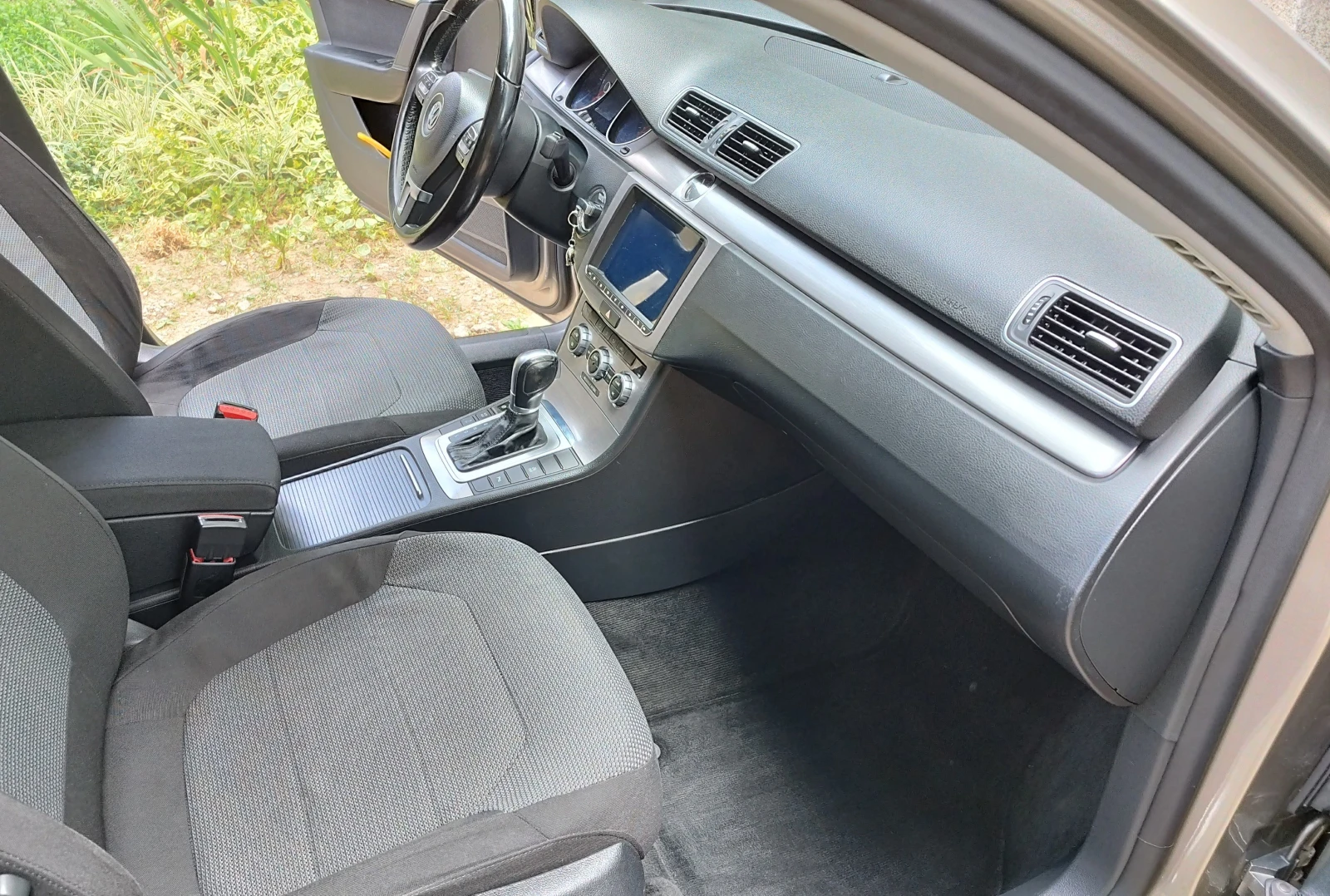 VW Passat Б7, снимка 9 - Автомобили и джипове - 54681488