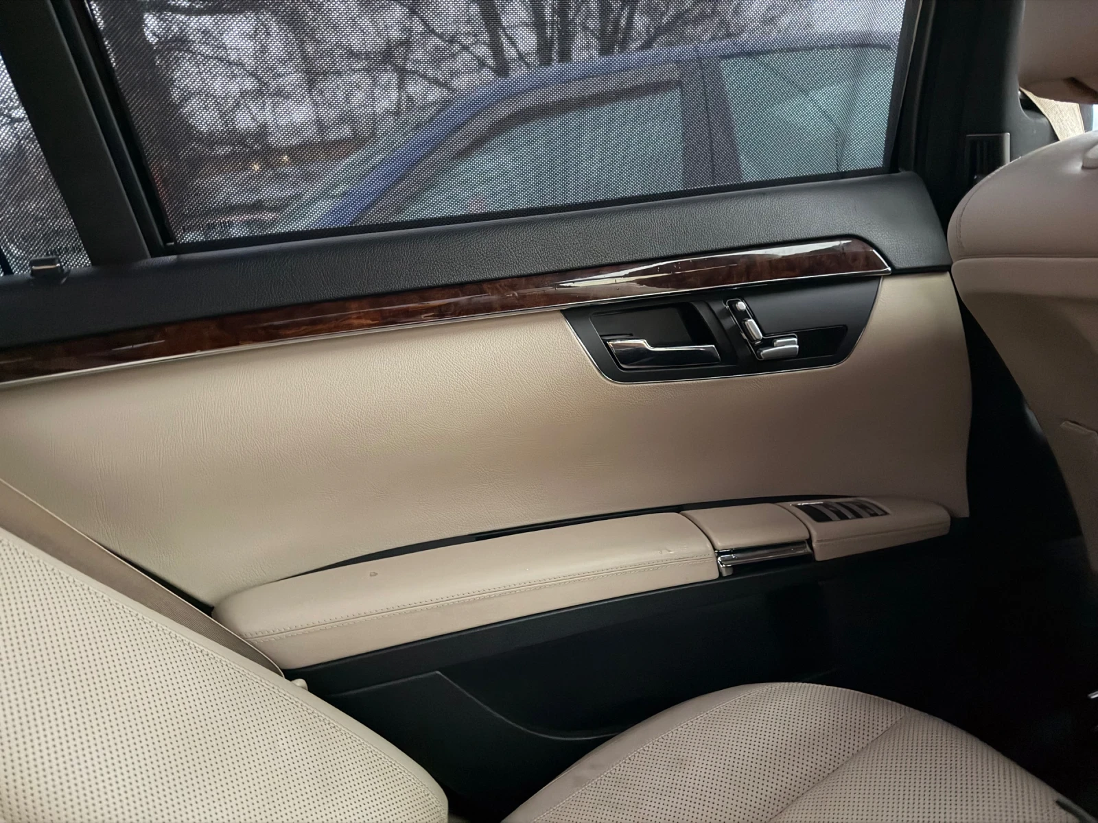 Mercedes-Benz S 320, снимка 13 - Автомобили и джипове - 54725922
