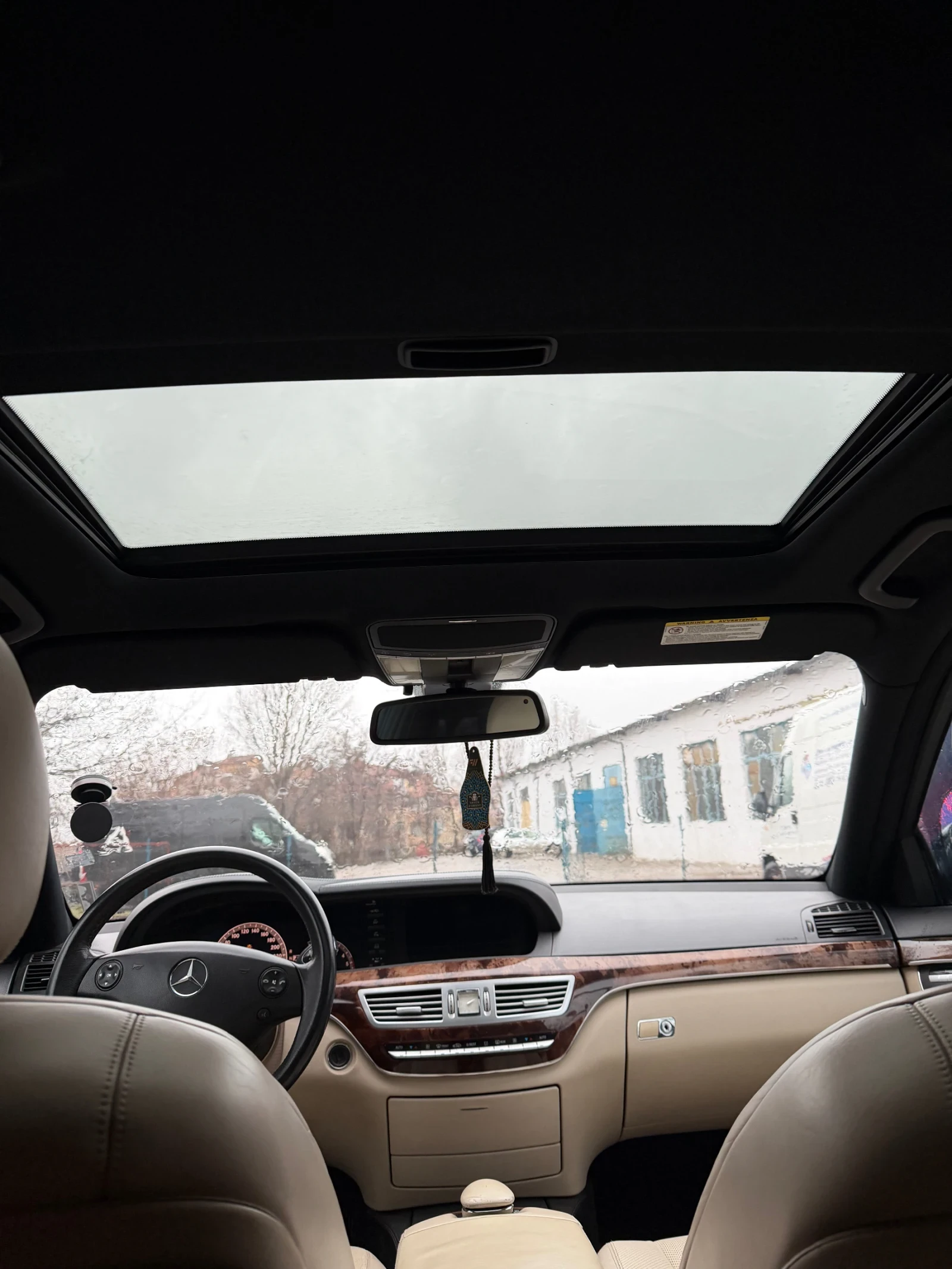 Mercedes-Benz S 320, снимка 9 - Автомобили и джипове - 54725922