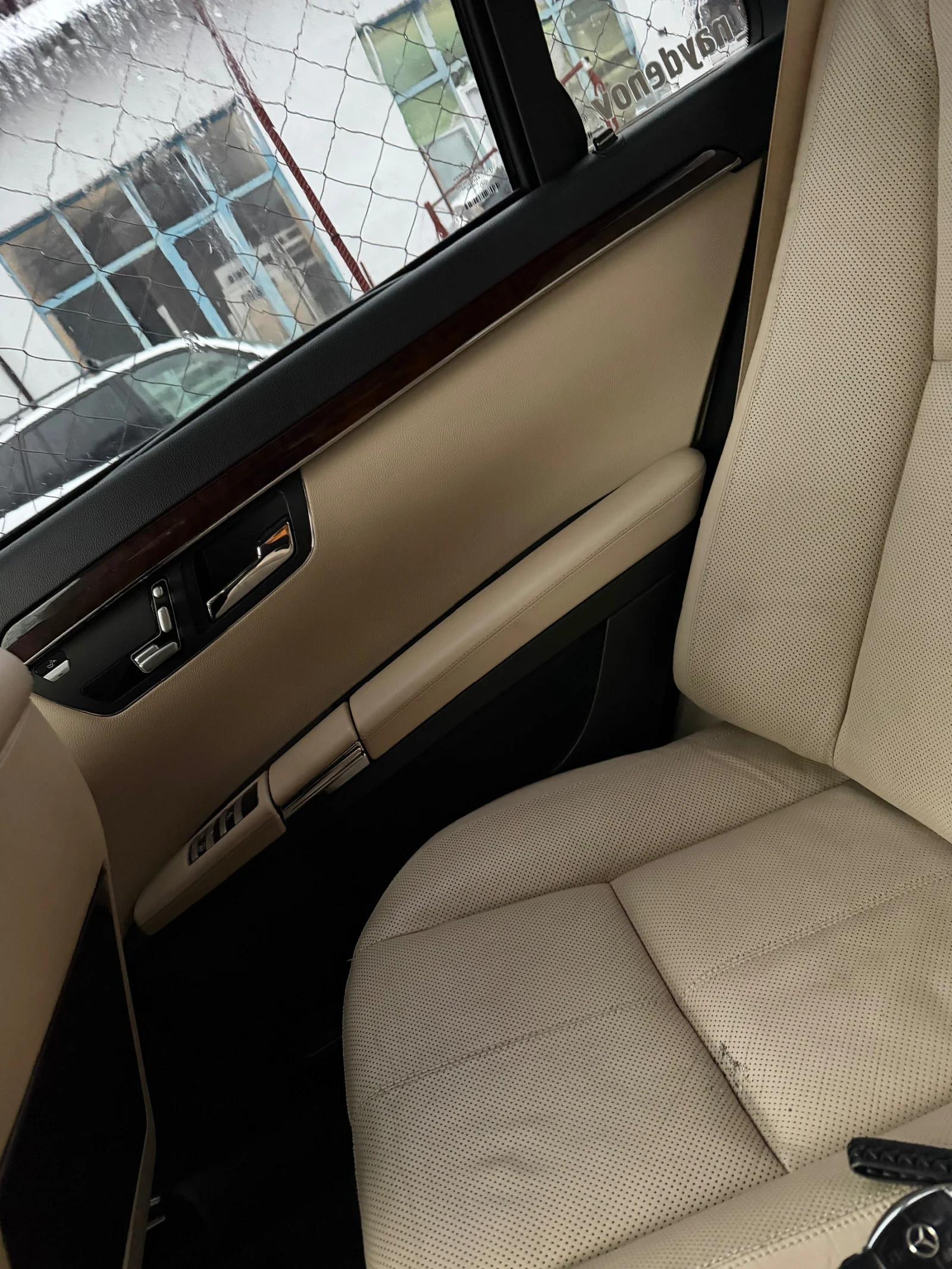 Mercedes-Benz S 320, снимка 12 - Автомобили и джипове - 54725922