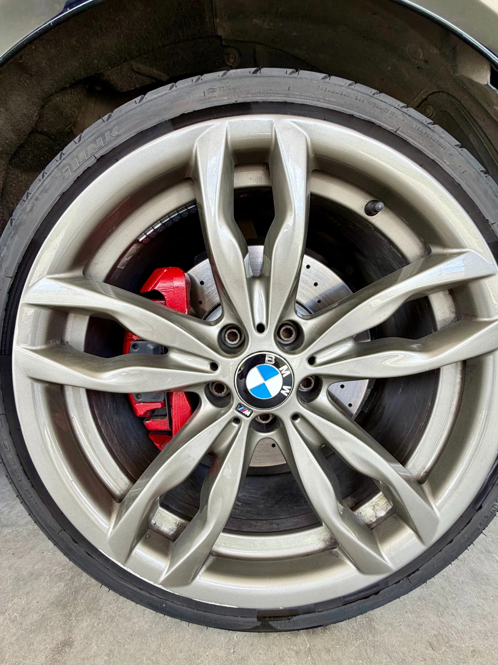 BMW 535 BMW 535i x-Drive M-Perfomance, снимка 16 - Автомобили и джипове - 54909344