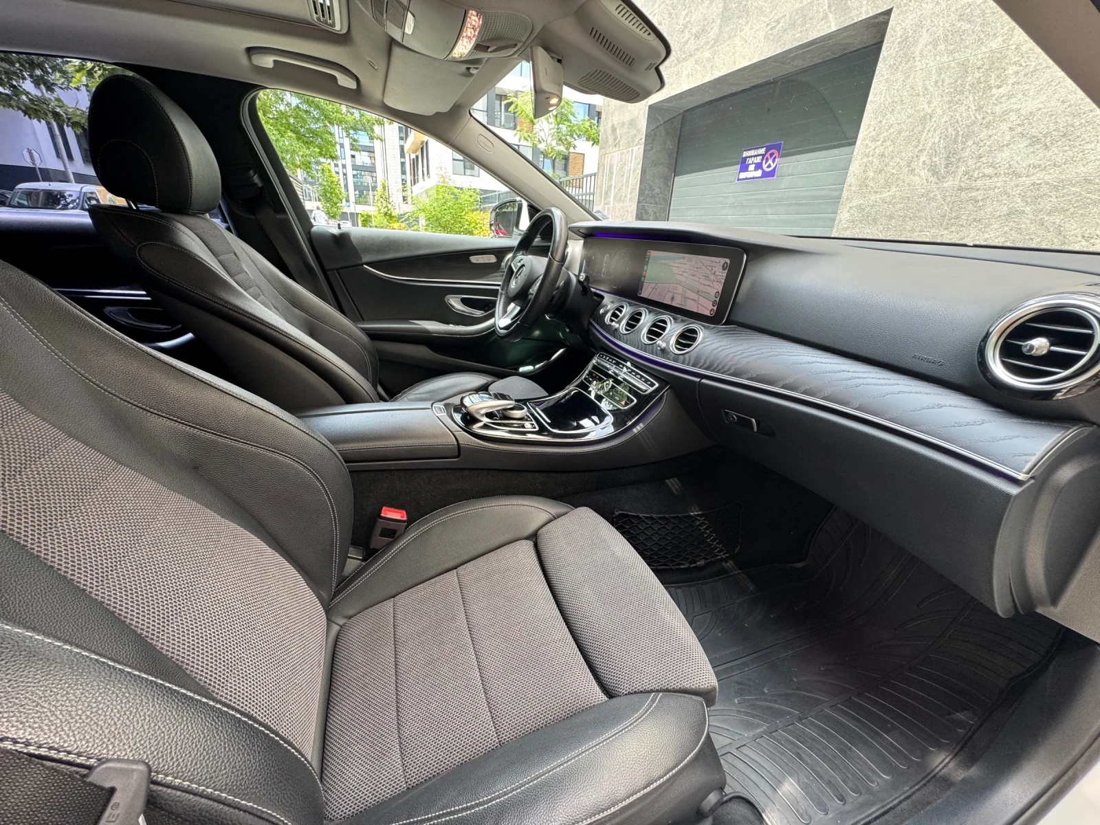 Mercedes-Benz E 350, снимка 14 - Автомобили и джипове - 54981326
