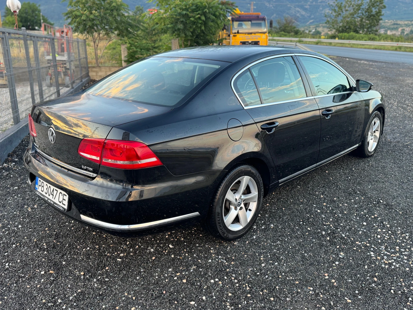 VW Passat 2.0 TDI, снимка 3 - Автомобили и джипове - 55038431