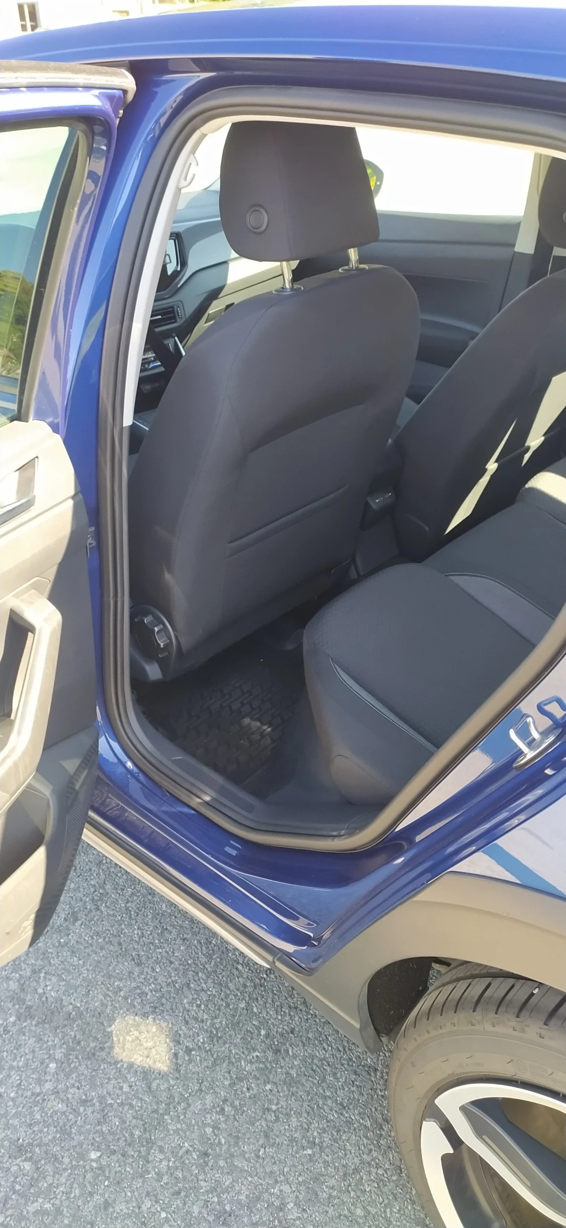 VW Taigo SUV, снимка 13 - Автомобили и джипове - 55964093