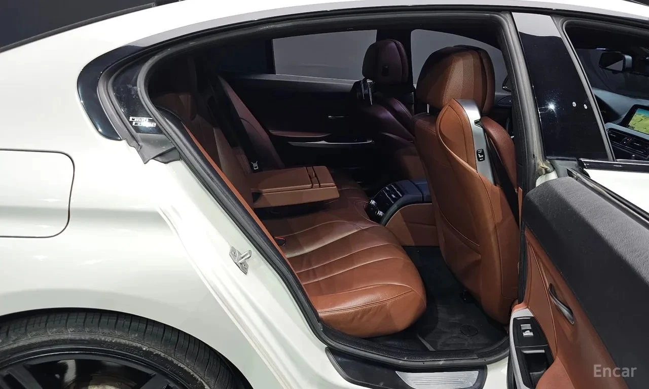 BMW 640 * 640d xDrive M Sport Gran Coupe * ЦЕНА ДО БГ, снимка 11 - Автомобили и джипове - 56153011