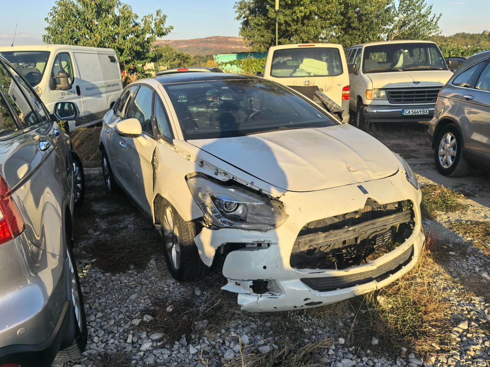 DS DS 5, снимка 5 - Автомобили и джипове - 56420402