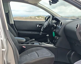 Nissan Qashqai 2.0 141 К.С. БЕНЗИН!4Х4! ПАНОРАМА!7 МЕСТА! , снимка 10