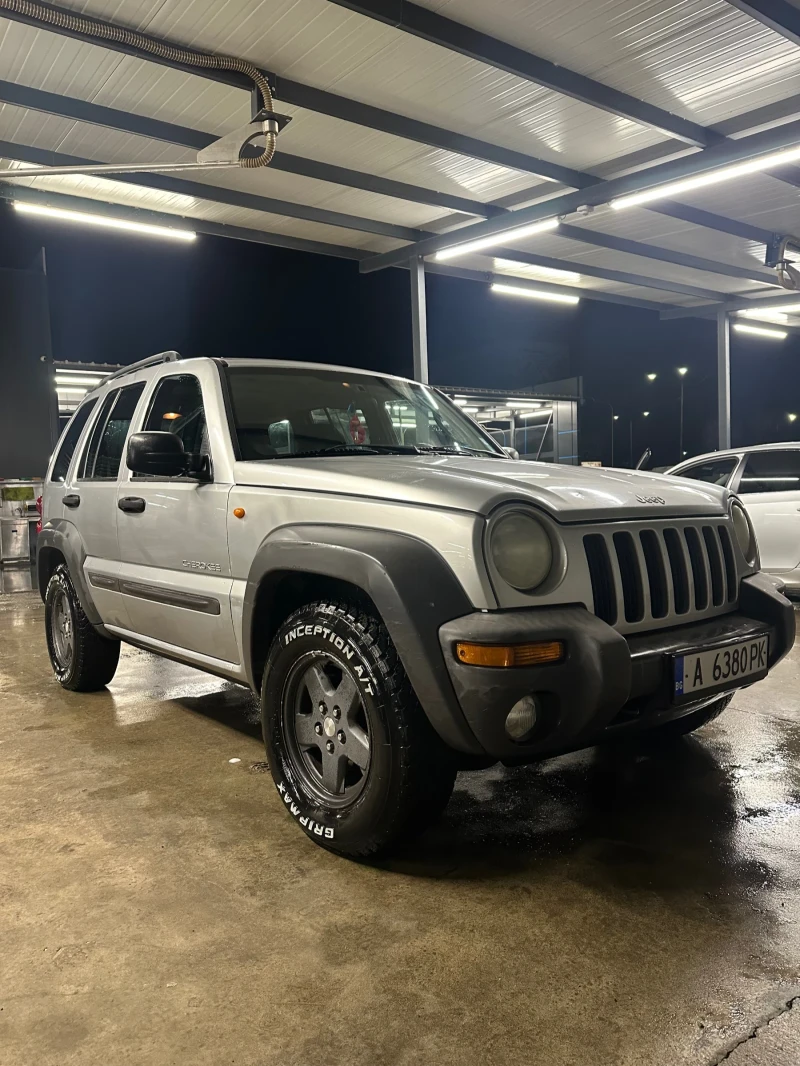 Jeep Cherokee, снимка 1 - Автомобили и джипове - 48734972