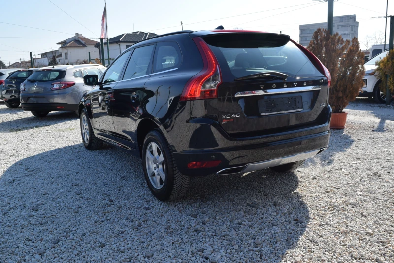 Volvo XC60 2.0 D4* 181kc* Euro6B* Автоматик* Навигация, снимка 4 - Автомобили и джипове - 49083197