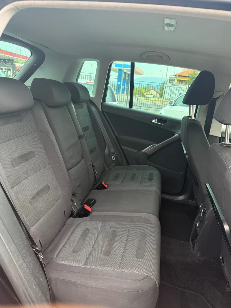 VW Tiguan 2.0;140, снимка 9 - Автомобили и джипове - 51471851