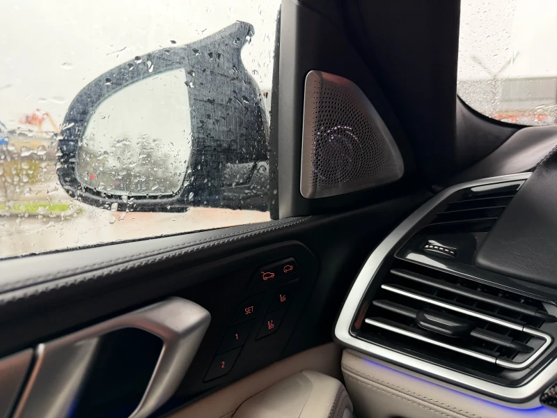 BMW X6 M50i* БАРТЕР* УНИКАТ, снимка 14 - Автомобили и джипове - 52893014