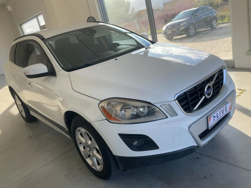 Volvo XC60, снимка 6 - Автомобили и джипове - 53174588