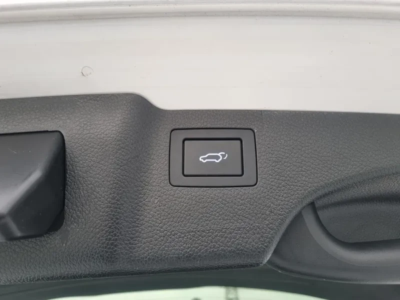 Hyundai Santa fe 2.0, снимка 17 - Автомобили и джипове - 54255445