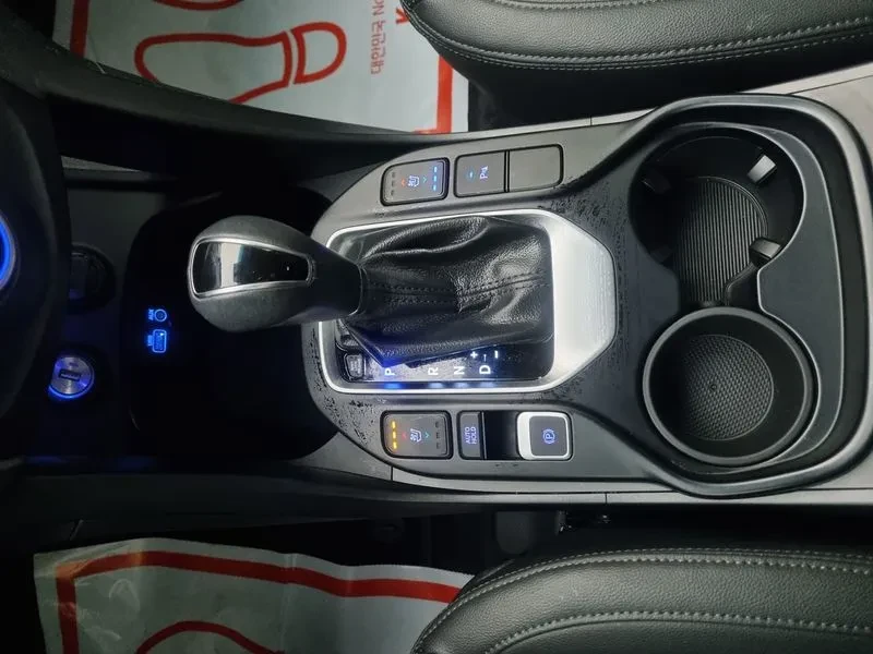 Hyundai Santa fe 2.0, снимка 12 - Автомобили и джипове - 54255445