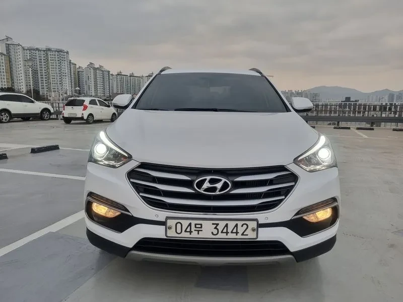 Hyundai Santa fe 2.0, снимка 5 - Автомобили и джипове - 54255445