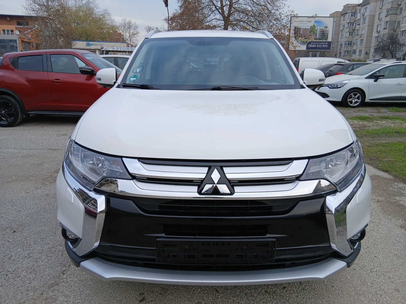 Mitsubishi Outlander 2.2 DID (KATO НОВА), снимка 1