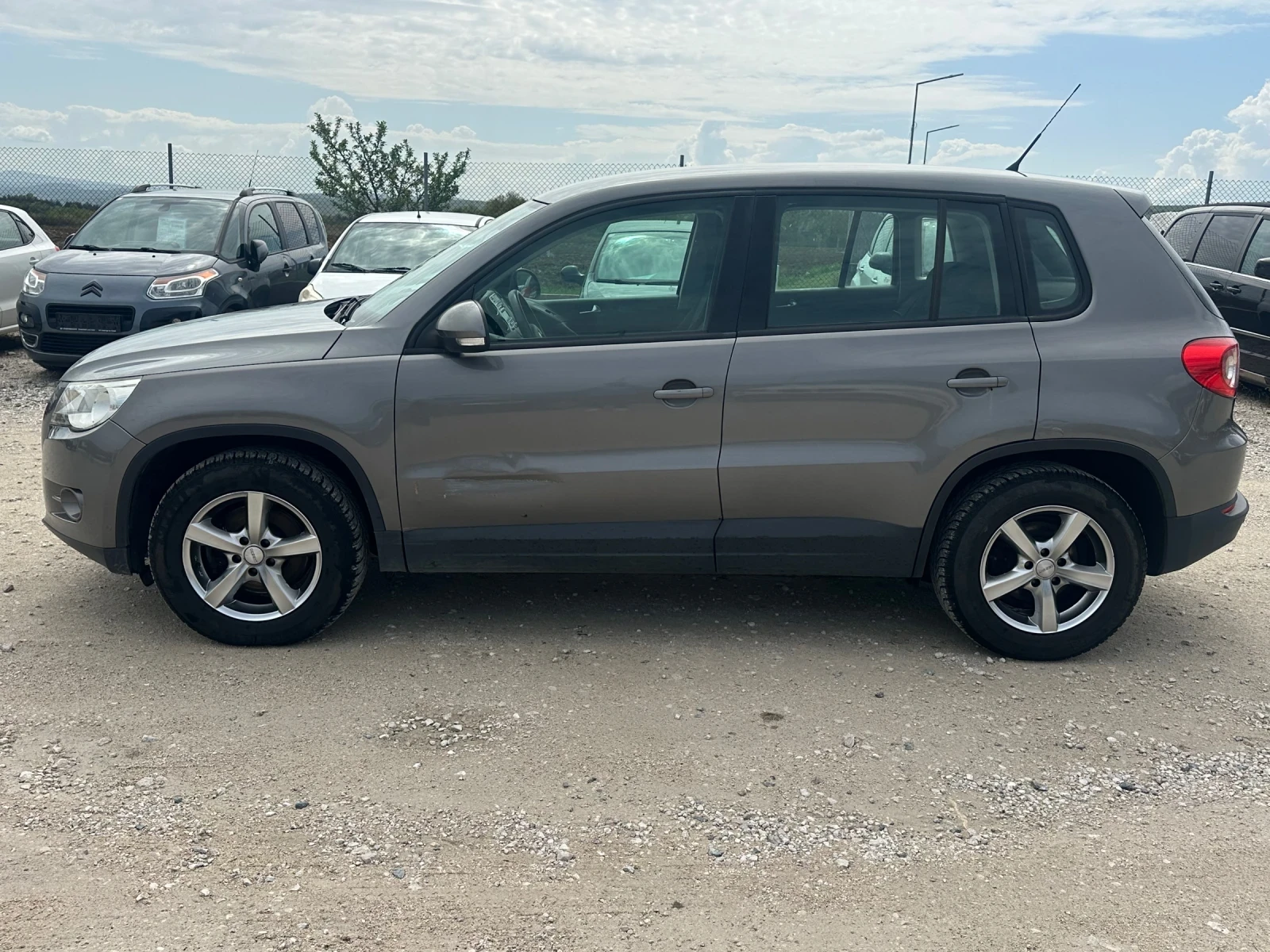 VW Tiguan 2.0/140кс 4х4 климатроник - изображение 4