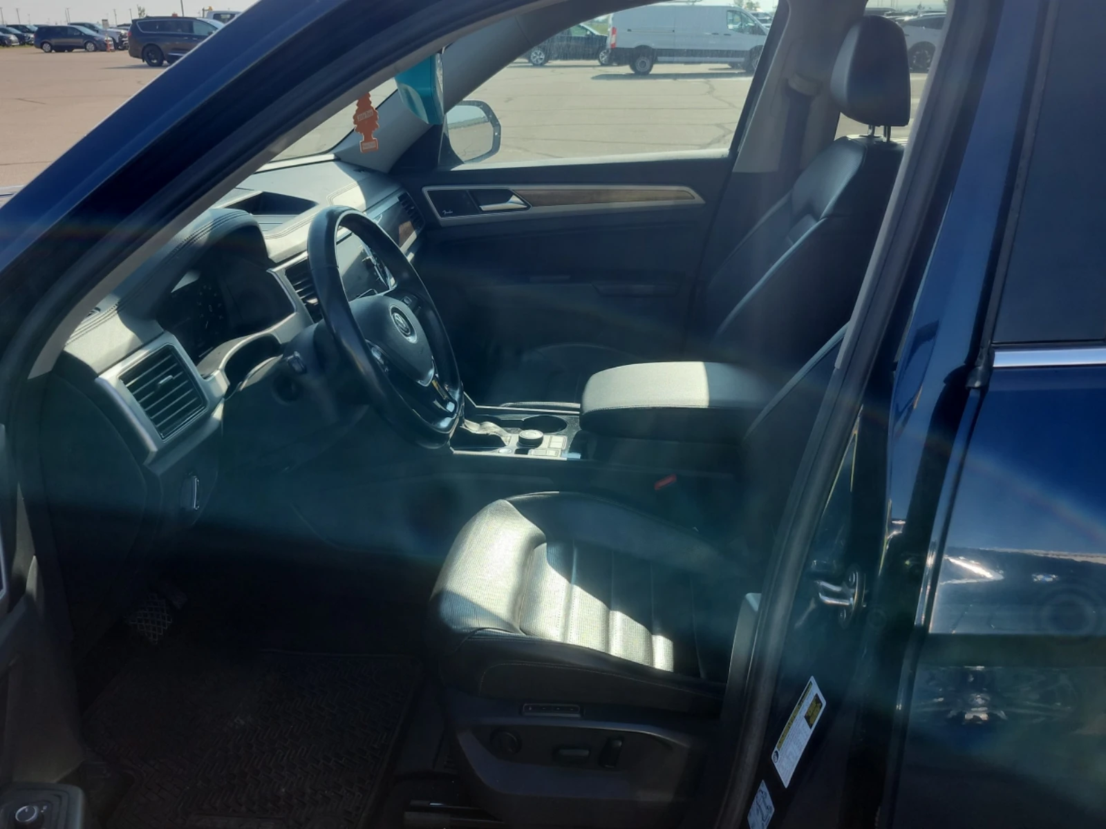 VW Atlas 3.6 SEL Premium - изображение 5