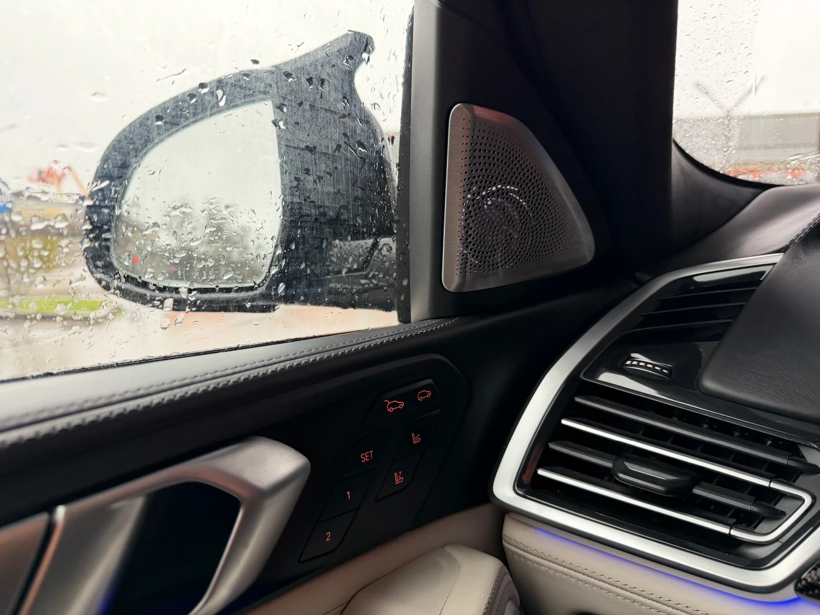 BMW X6 M50i* ������* ������ | Mobile.bg � ����������� 14