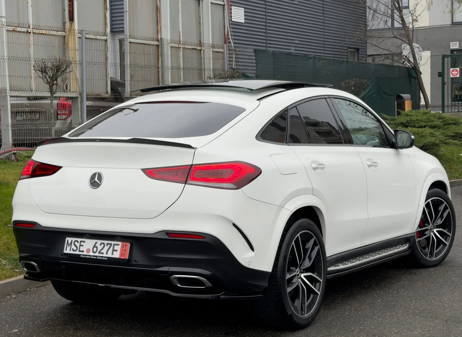 Mercedes-Benz GLE Coupe 400CDI* БАРТЕР* AMG* Светещ* ТАВАН - изображение 5