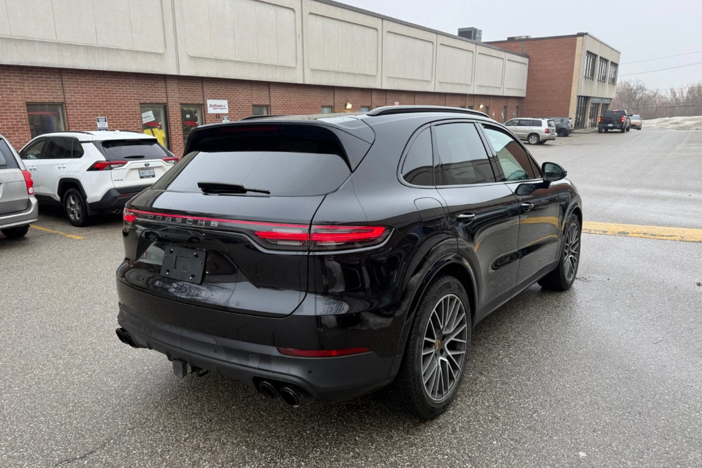 Porsche Cayenne E-HYBRID AWD, снимка 13 - Автомобили и джипове - 54631860