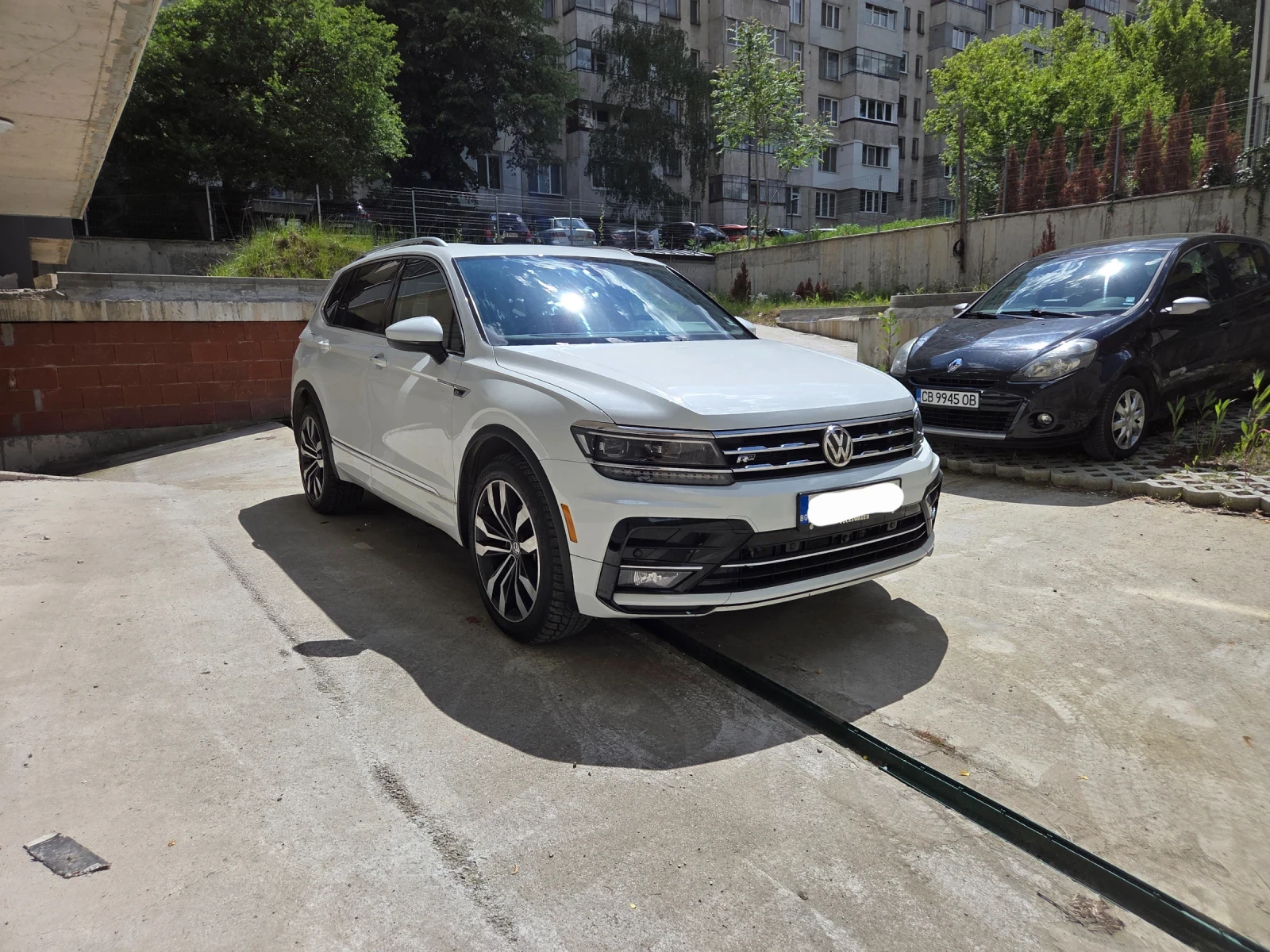 VW Tiguan AllSpace R-Line, снимка 3 - Автомобили и джипове - 54682464